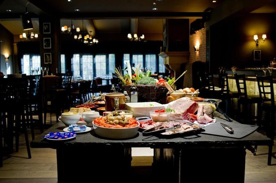 Hotel Arquier Les Milles エクステリア 写真